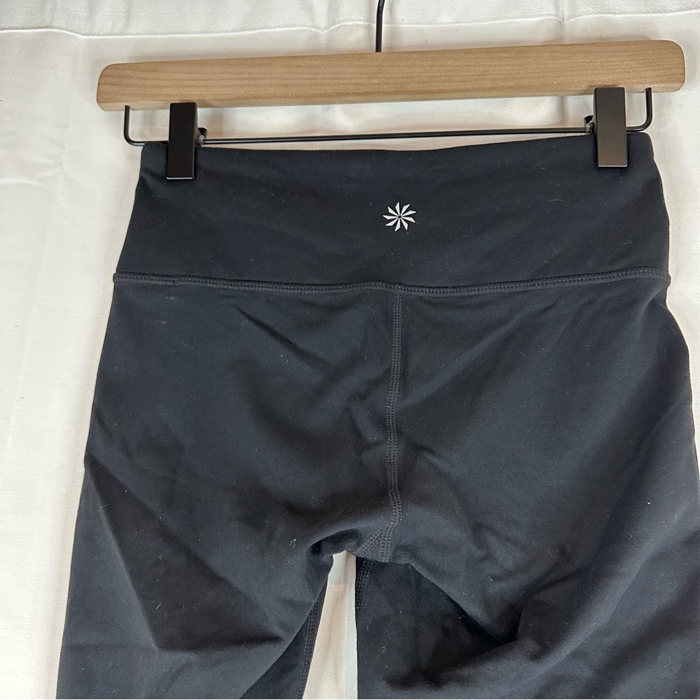 ATHLETA Women’s Size XXS Leggings Capri Crop Length Athletic Mid Rise Stretch - Picture 10 of 11